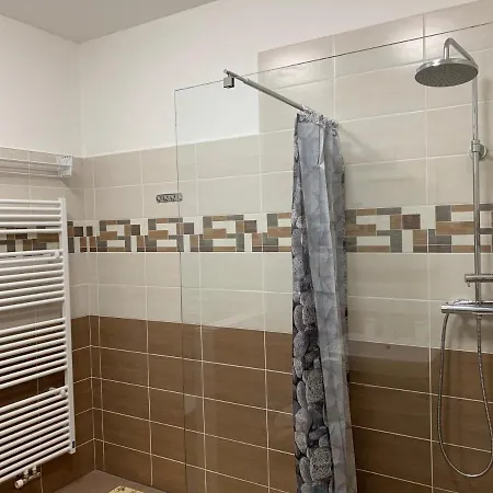 Monny Apartmán *